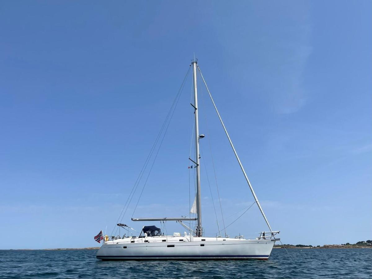 Beautiful And Comfortable Sailboat With Secure Parking Available Hotel Barcelona Exterior foto