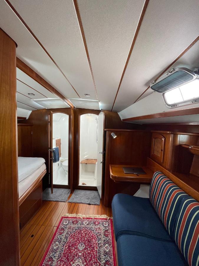 Beautiful And Comfortable Sailboat With Secure Parking Available Hotel Barcelona Exterior foto